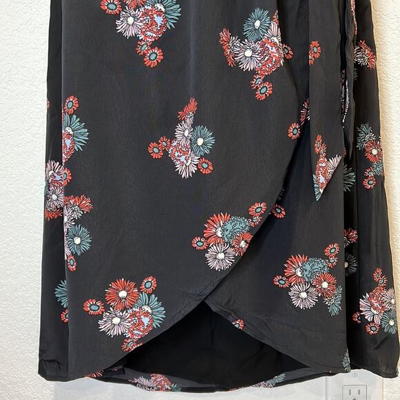 ModCloth Floral Cap Sleeve Wrap Dress Size XS - Picture 6 of 16